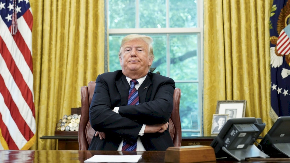 ترامب يضع شروطا للسماح بدخول بايدن للبيت الأبيض!