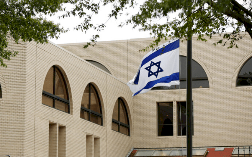 سفارات إسرائيل تتأهب للدرجة القصوى بعد اغتيال العالم الإيراني