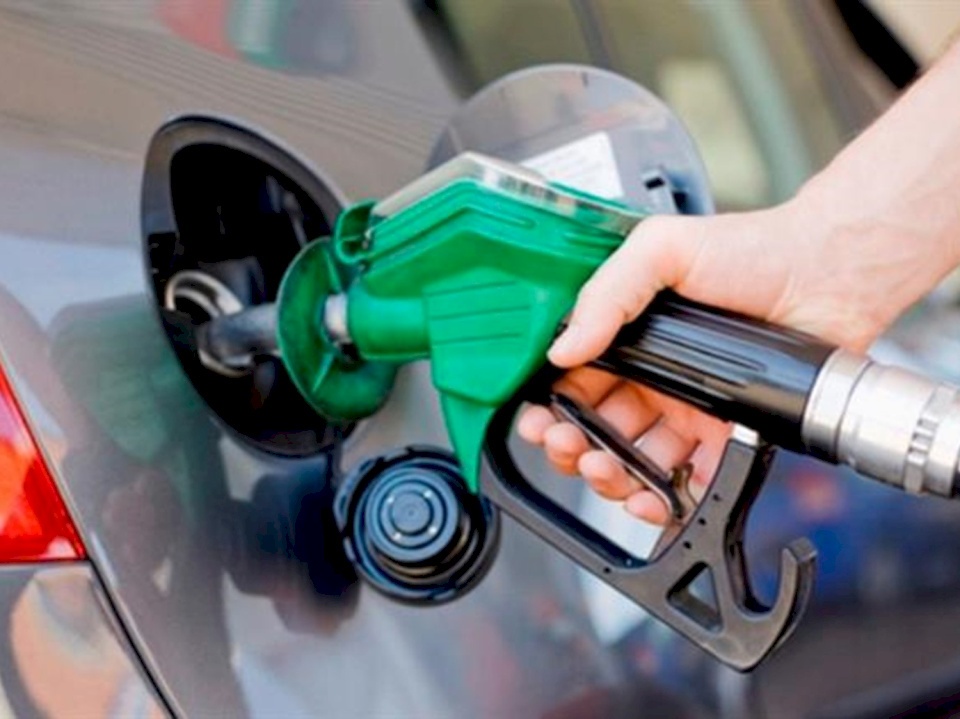 ارتفاع أسعار الوقود للشهر التاسع على التوالي