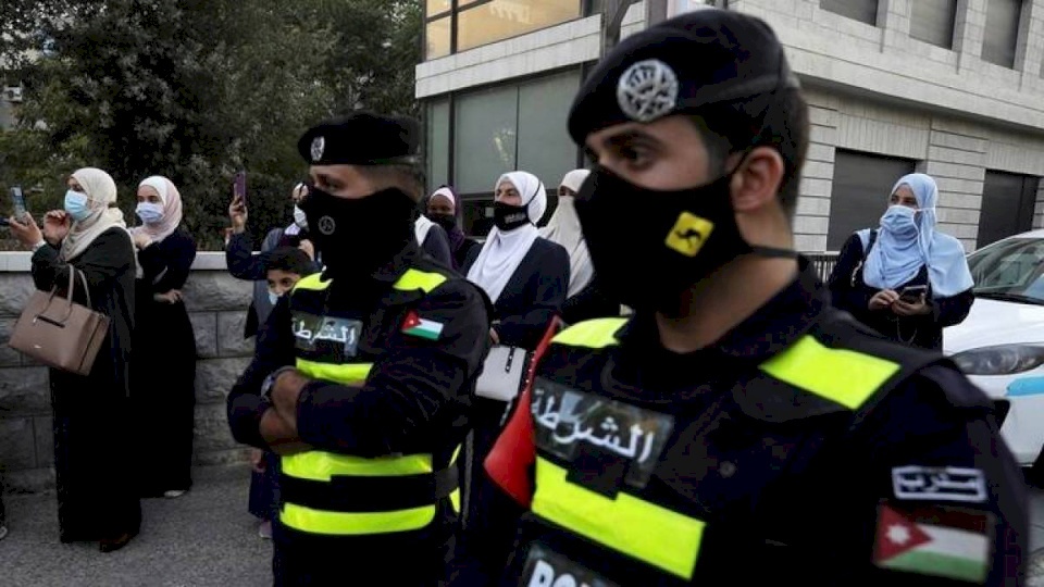 الأردن: التحقيق بقضية نصب واحتيال في بيع أرض بالقدس