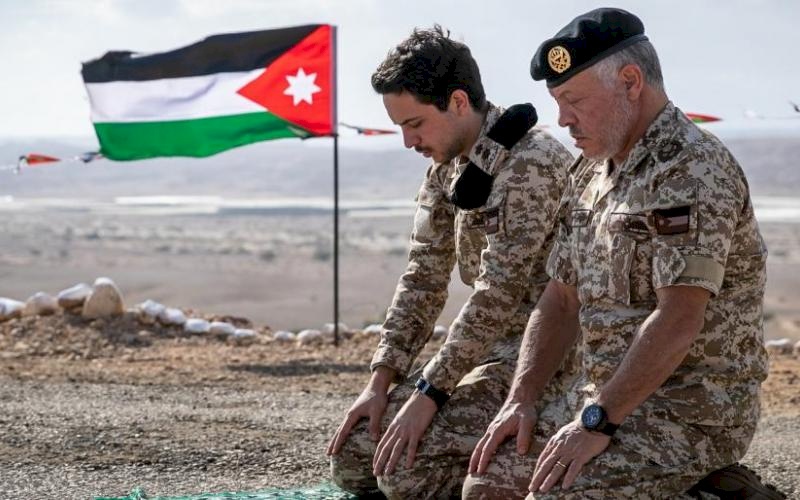 الملك عبد الله يكشف ملامح "خطة اللقاحات" في الأردن