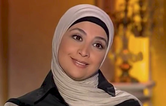 شاهد.. الفنانة حنان الترك بأحدث ظهور برفقة زوجها