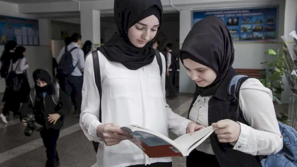 النمسا: المحكمة الدستورية تلغي قانون حظر الحجاب بالمدارس 