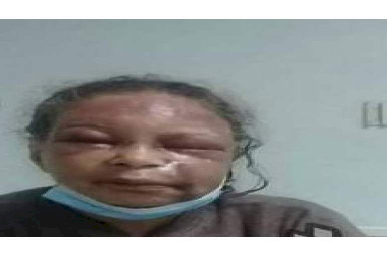 مصري يعتدي على أمه بطريقة وحشية لإرضاء زوجته !