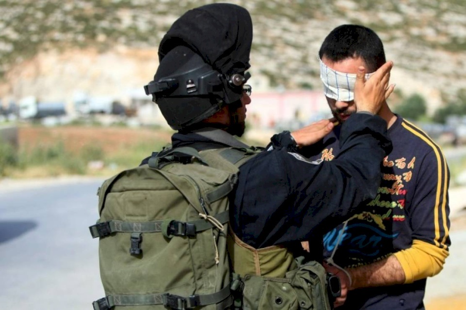 بينهم كبار سن ومرضى.. الاحتلال اعتقل أكثر من 3300 فلسطيني بالجائحة