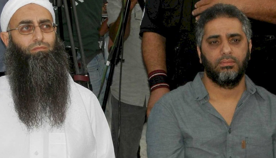 فضل شاكر يواجه عقوبة بالسجن 22 عاماً مع الأشغال الشاقة