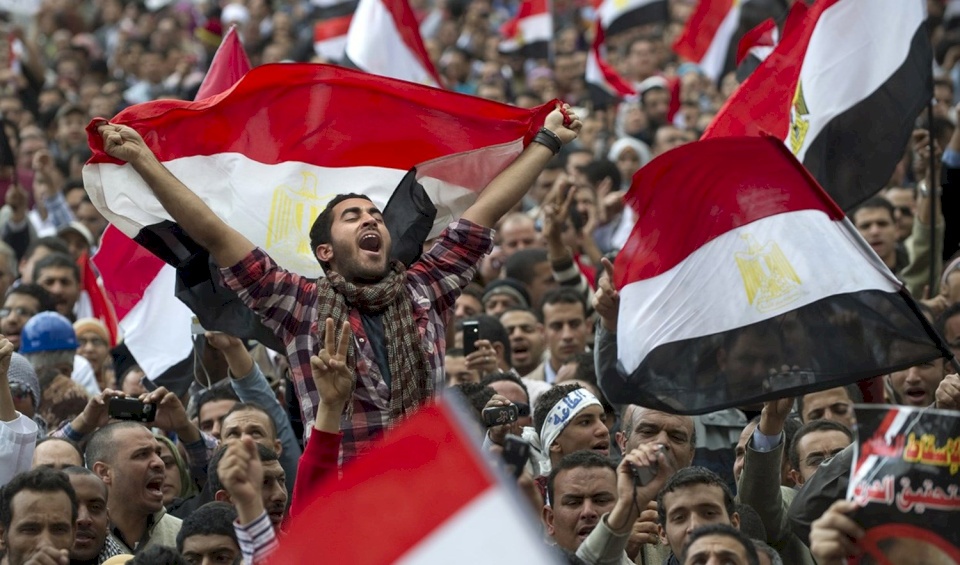 الاستخبارات الإسرائيلية تتوقع "انفجار" موجة جديدة من الثورات العربية