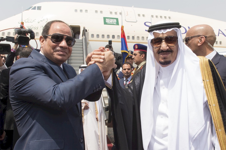مؤشر على المصالحة مع قطر.. السيسي سيشارك في القمة الخليجية