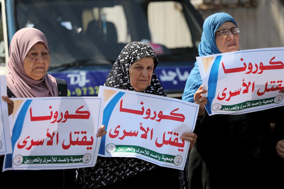 كورونا والاسرى.. العزل المضاعف وحبة حمضيات لكل أسير مصاب!