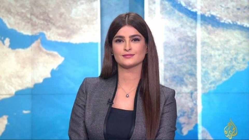 شاهد.. علا الفارس تفقد اعصابها بسبب ما فعله يمني بزوجته وحرق وجهها بمادة كاوية