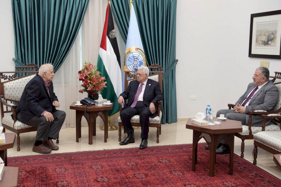 الرئيس يقرر موعد الانتخابات والمراسيم خلال أيام