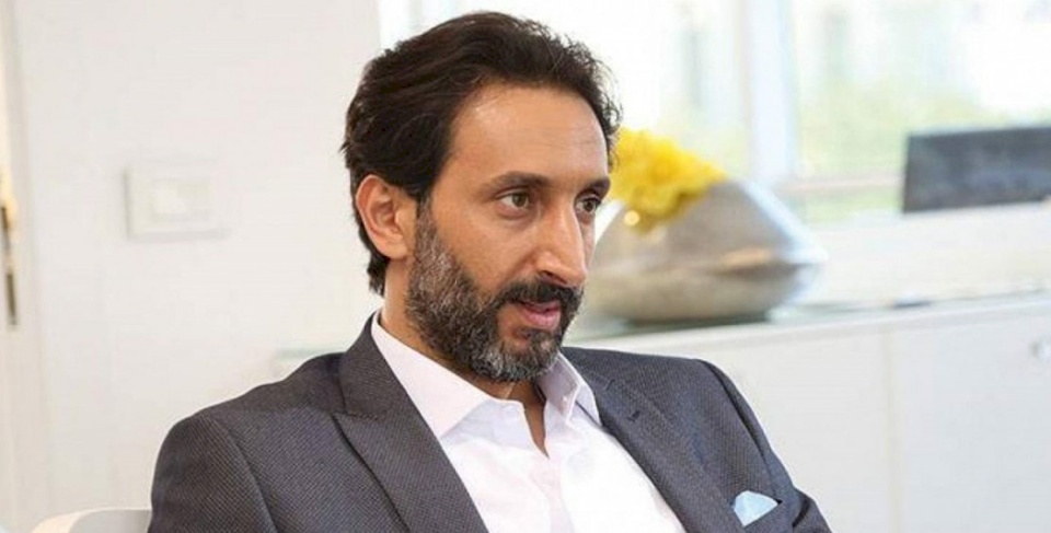 أحمد الأحمد يتعرض لهجوم بعد تجميل أنفه.. الجمهور: راحت الهيبة