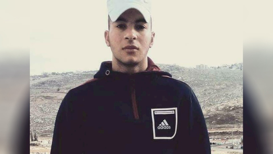 ارتقاء محرر أصيب بالسرطان في سجون الاحتلال