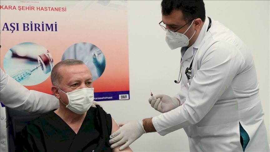 أردوغان يكشف تفاصيل حالته الصحية بعد تلقيه اللقاح