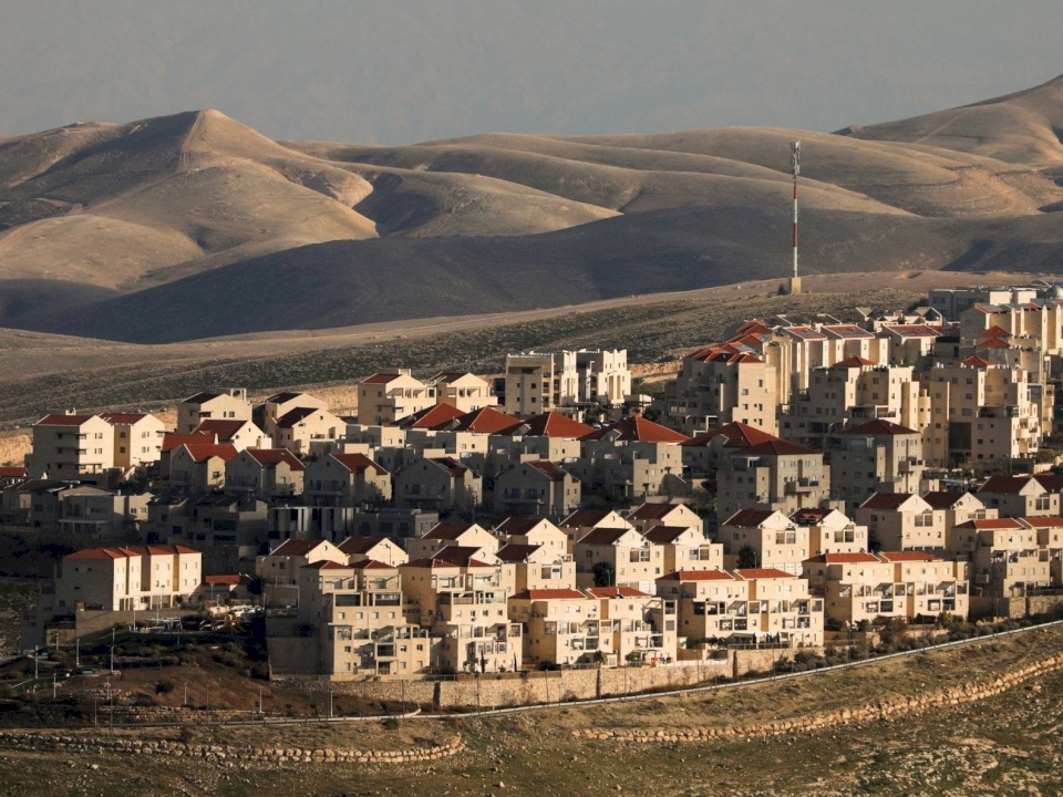 عطاءات لبناء 2600 وحدة استيطانية جديدة في الضفة والقدس