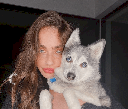 صور - أجمل فتاة في العالم: أنا إسرائيلية وأصولي تونسية!
