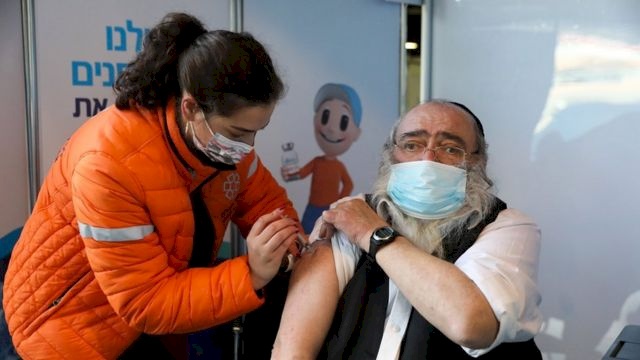 مشفى إسرائيلي: اكتشاف اعراض جديدة للقاح فايزر 