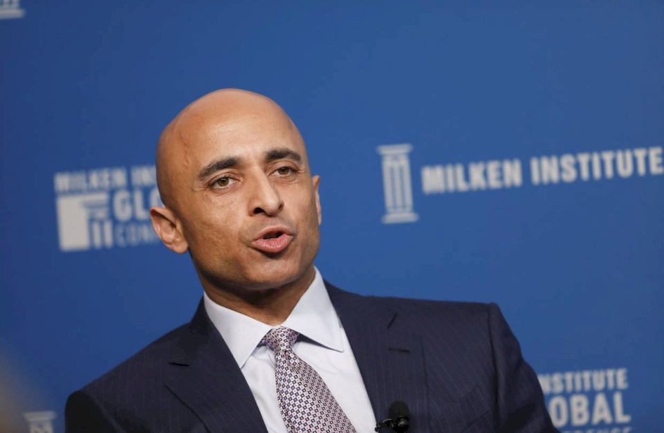 الإمارات تعقب على تعليق واشنطن صفقات سلاح معها 