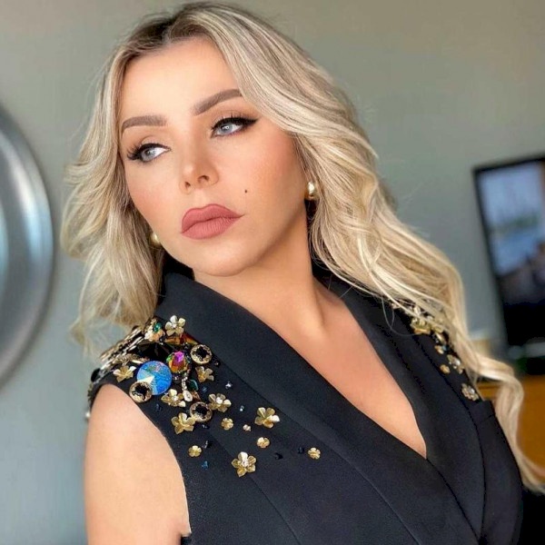 من هو الفنان الذي تمنت رزان مغربي أن يضربها؟