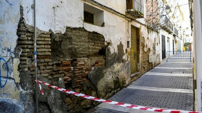 غرناطة.. 740 هزة أرضية خلال أسبوع تُقلق السكان