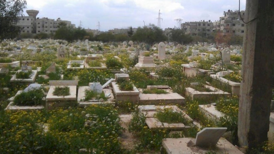 روسيا تنبش قبور الفلسطينيين بحثاً عن جندي إسرائيلي "ضائع"