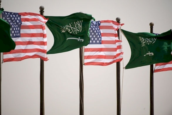 ماذا دار في أول اتصال رسمي بين واشنطن والسعودية؟