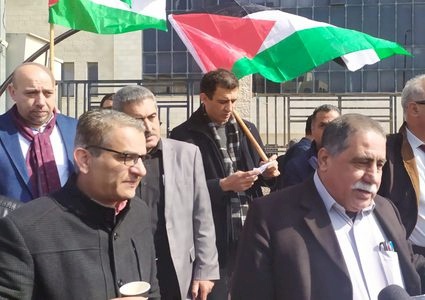 نقيب الأطباء: عرقلة الشرطة لاحتجاجاتنا خرق لمرسوم تعزيز الحريات