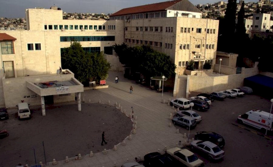 مستشفى جنين الحكومي يعيد استقبال الحالات الصعبة بكورونا