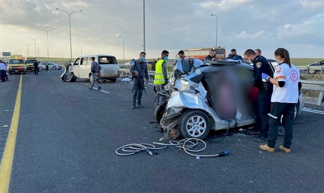 مصرع جندي إسرائيلي بحادث سير في النقب