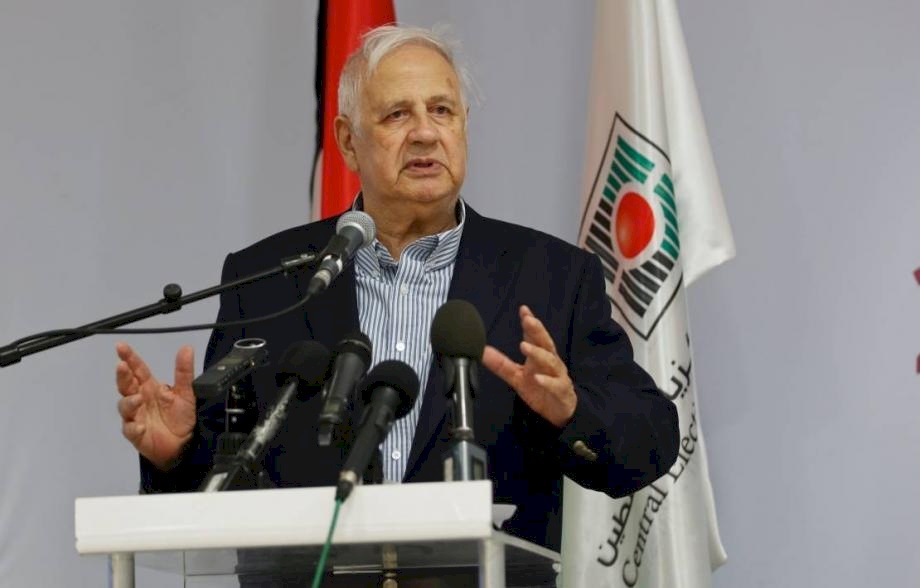 حنا ناصر يجتمع بالفصائل الفلسطينية غدا لبحث الترشح للانتخابات