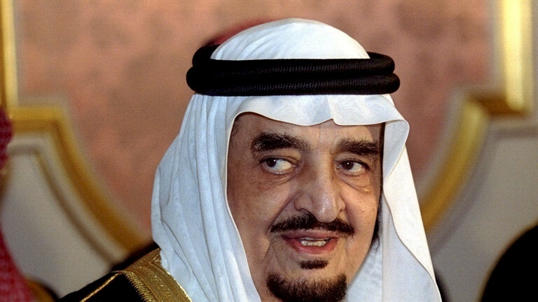 فيديو- وزير سعودي: هكذا "طرد" الملك فهد السفير الأمريكي