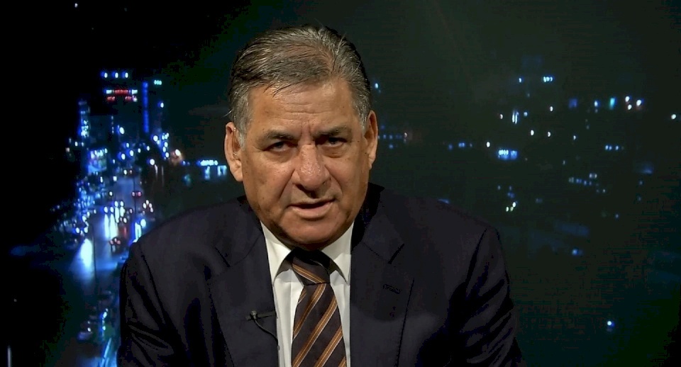 أزمة فتح تتعمق.. "نبيل عمرو" يلمح بتشكيل قائمة مستقلة