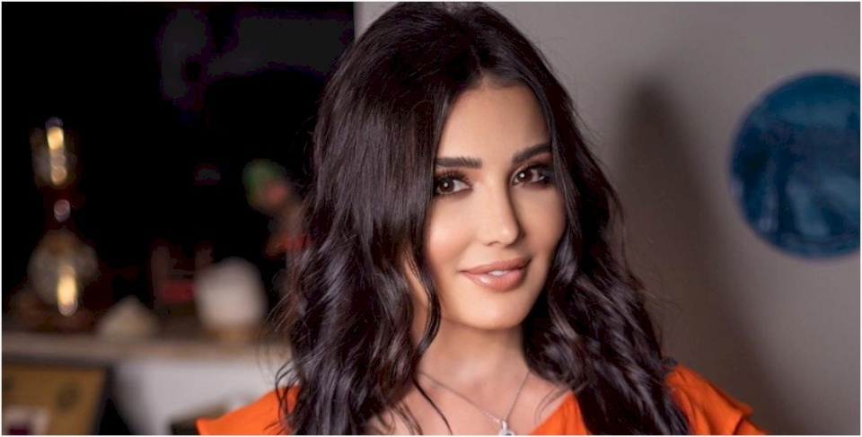 هذه الفنانة السورية بوضع صحي صعب بعد تعرضها للتسمم