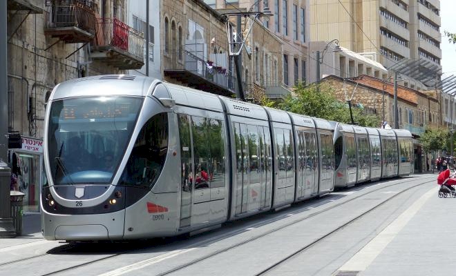 "الخط الأخضر".. مسار جديد للقطار الخفيف التهويدي بالقدس