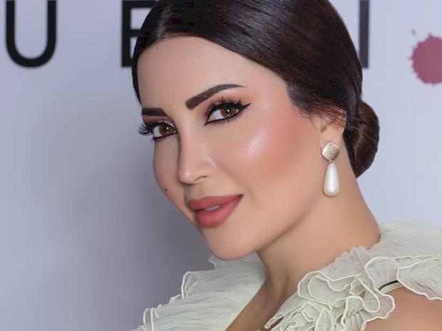 فيديو وصور: نسرين طافش تثير الجدل.. ترقص سالسا وترتدي الحجاب