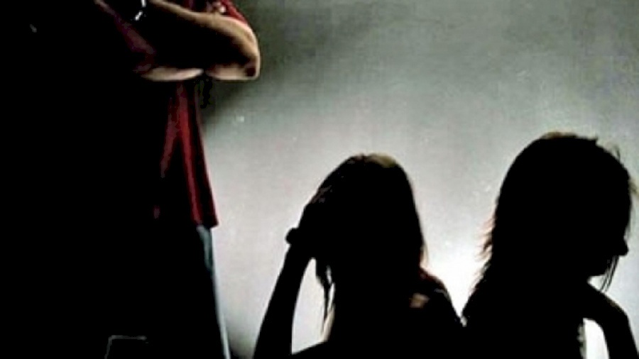 إيران تتهم دولاً عربياً بالإتجار بنسائها