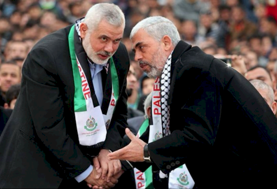 اسماعيل هنية يعلن فوز السنوار برئاسة حماس في غزة