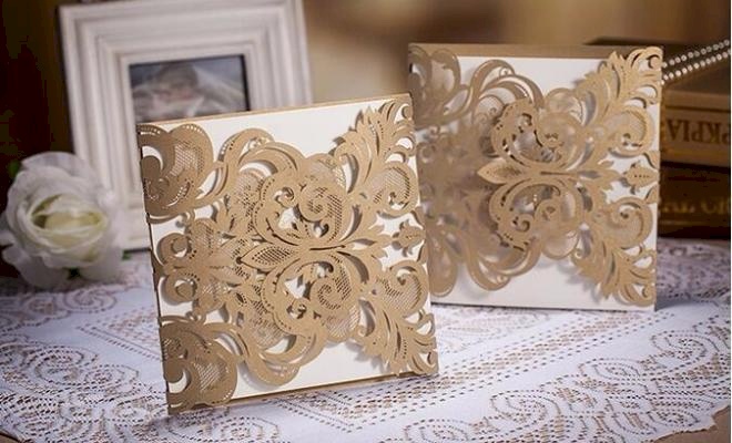 محافظ طولكرم يمنع طباعة بطاقات الافراح