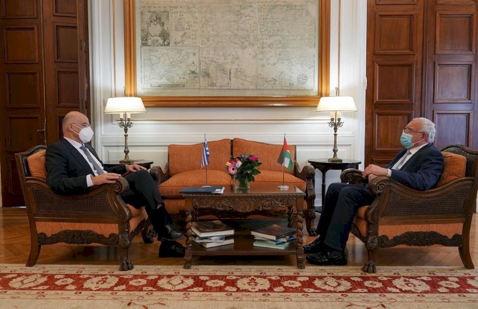 المالكي يلتقي نظيره اليوناني ويطلعه على آخر التطورات الفلسطينية