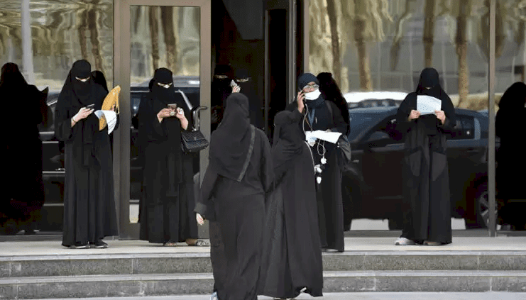 بسبب كلمة.. سعودية تلجأ للقضاء لتعرف هل تعيش مع زوجها بالحرام!