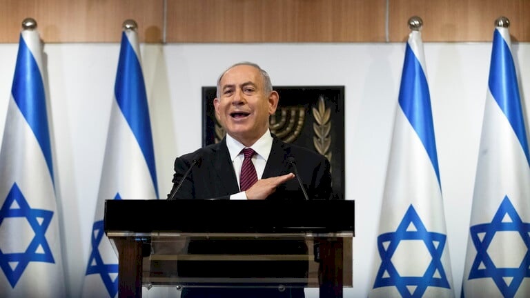 نتنياهو يعد في حال فوزه بالانتخابات: سأؤمن لكم رحلات جوية مباشرة من تل أبيب إلى مكة