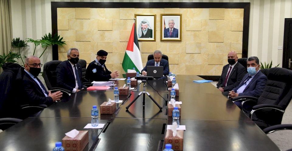 رئيس الوزراء يوجه نصيحة للحكومات العربية