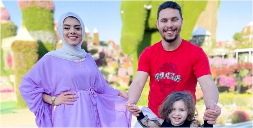 زينب محمد تخلع الحجاب.. والجمهور غاضب: تتعامل معه بمزاجية (فيديو)