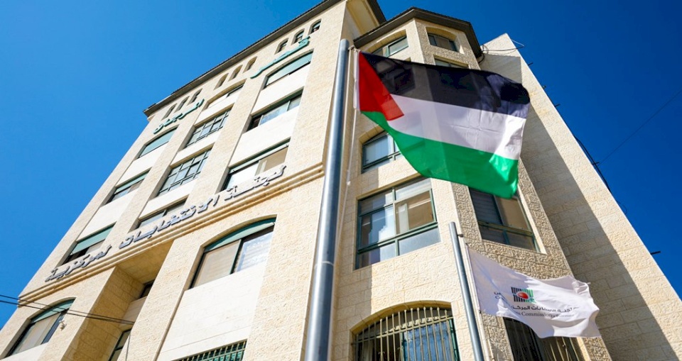 لجنة الانتخابات تعلن تسلم طلبات ترشح 25 قائمة انتخابية