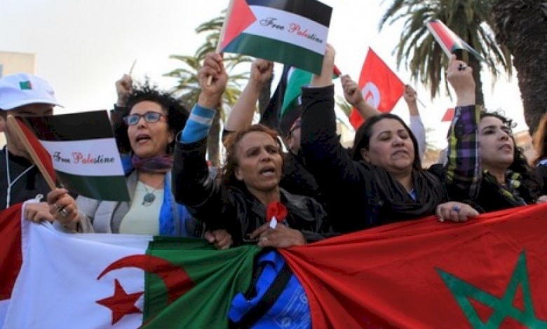 السلطات المغربية تفرق بالقوة وقفة تضامنية مع فلسطين بذكرى يوم الأرض