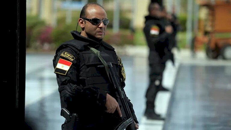 مصر.. جريمة قتل وحشية لأم وطفلها على يد سائق "توك توك"