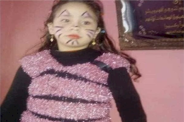 جريمة تهز مصر.. طعنها حتى الموت بعد أن صرخت وهو يحاول الاعتداء عليها جنسياً