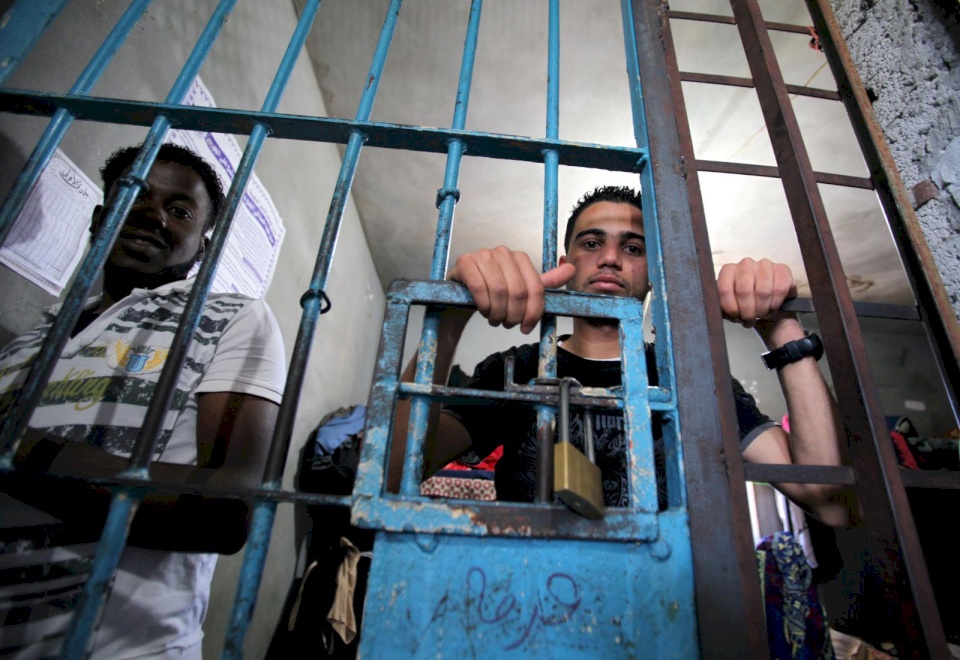 طعن لتمكين السجناء في غزة من التصويت في الانتخابات