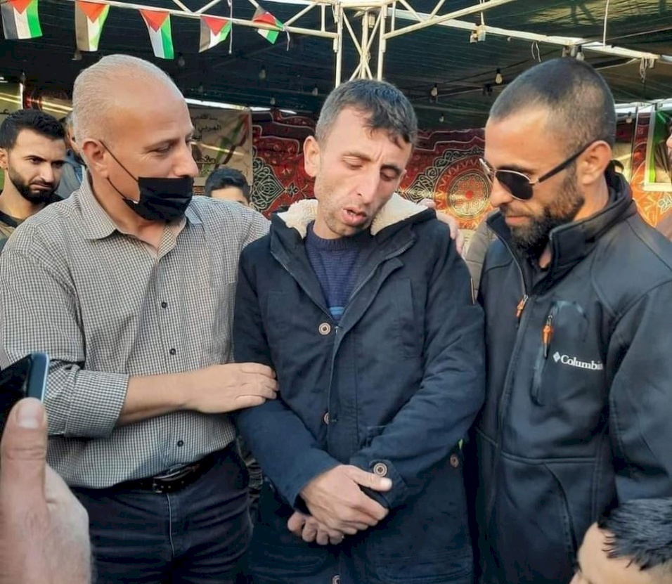 عائلة الشحاتيت توضح حقيقة مما يشاع حول نجلها منصور