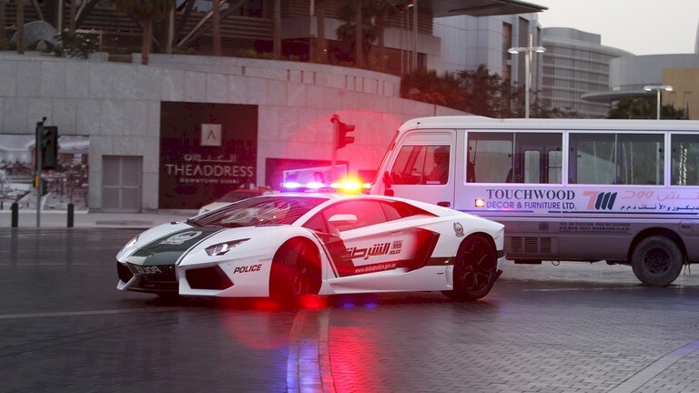 جراء إرغامها على الزواج من سبعيني.. شابة آسيوية تنتحر في الإمارات